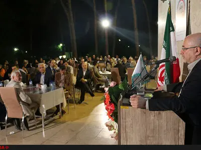 شما کشورداری کنید، ما کشورآرایی می‌کنیم
