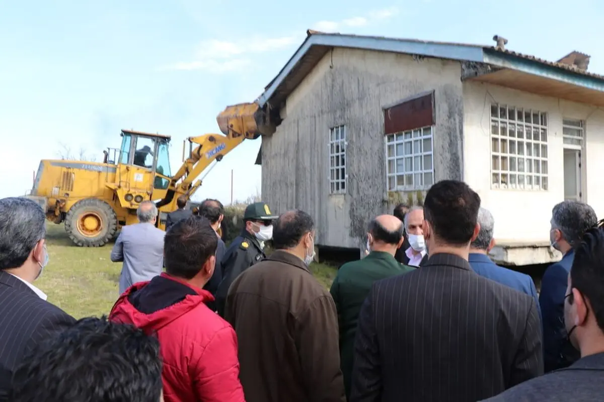 قلع و قمع آخرین متصرفات دستگاه‌های دولتی در نوار ساحلی گیلان در حویق تالش