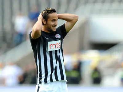 تحقیقات پلیس ادامه دارد؛ مهاجم جدید رقیب پرسپولیس قاتل از آب درآمد!