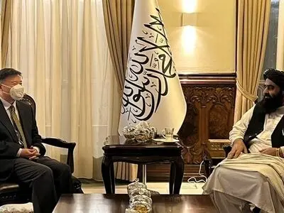 دیدار وزیر خارجه موقت افغانستان با سفیر چین
