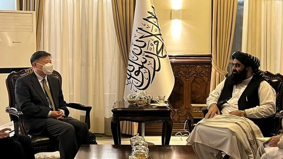 دیدار وزیر خارجه موقت افغانستان با سفیر چین
