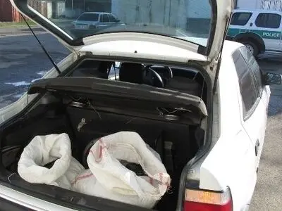  کشف 200 کیلوگرم مواد مخدر از یک خودرو زانتیا در اردبیل