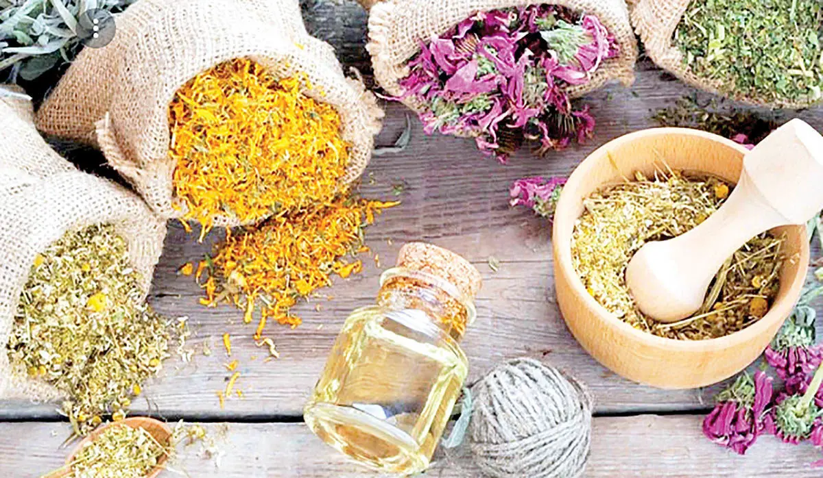 میخچه را با این گیاهان درمان کنید