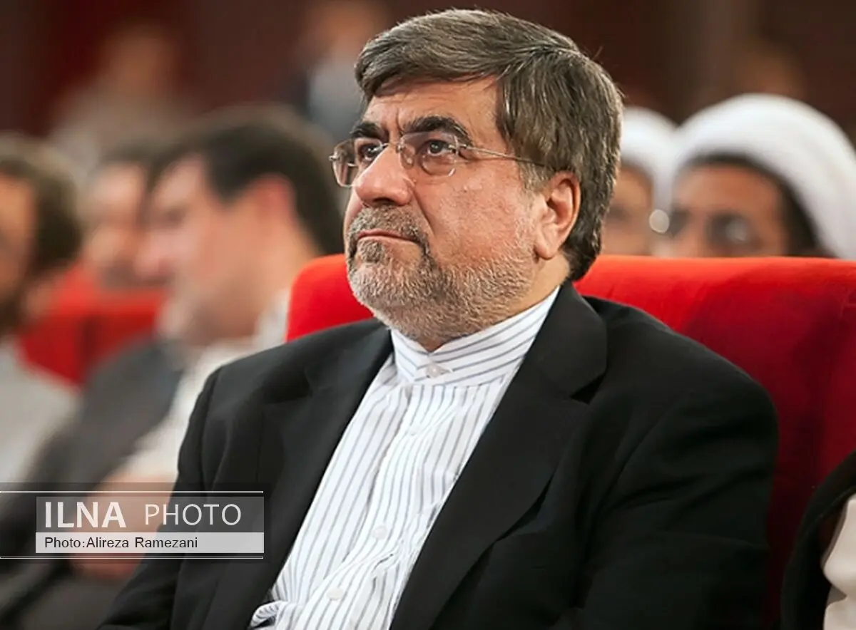 آثار کلانتری در حوزه کویر، نشان از عشق او به محیط بومی است