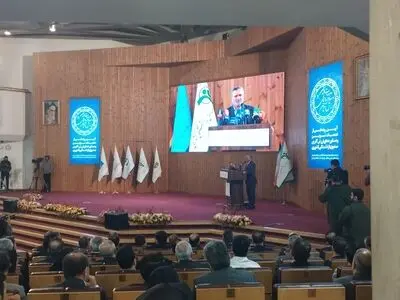 بخش زیادی از مستمری بازنشستگان کشوری و لشگری از بودجه عمومی پرداخت می‌شود 