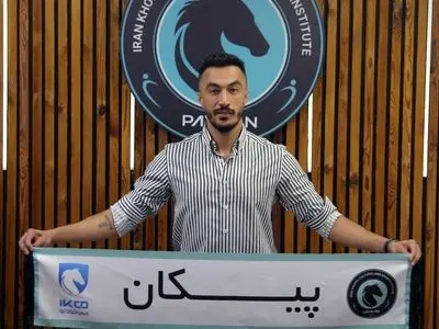 علی آزادمنش به پیکان پیوست