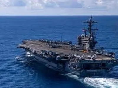 لحظه تصادف دو ناو ارتش آمریکا + فیلم