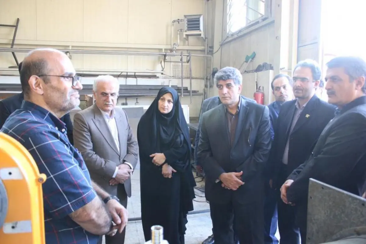 بازدید شیرکوند از یک مجتمع کارگاهی در رشت 