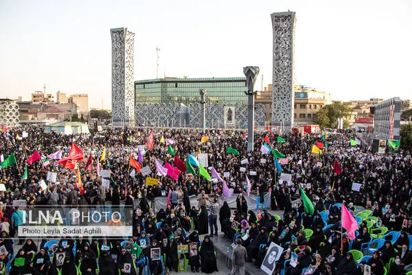 اجتماع بزرگ عفاف و حجاب در میدان امام حسین(ع)