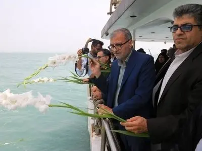 بازخوانی جنایات آمریکا در محل حادثه ۱۲ تیر و شهادت ۲۹۰ مسافر بی‌گناه