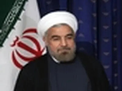 عیادت روحانی از آسیب دیدگان مناطق زلزله زده