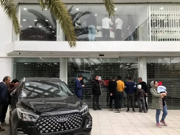 بدعهدی «مدیران خودرو» در تحویل خودروها/ خریداران سرگردانند/ دلال بازی با خودروهای مونتاژی بدعهدی «مدیران خودرو» در تحویل خودروها/ خریداران سرگردانند/ دلال بازی با خودروهای مونتاژی