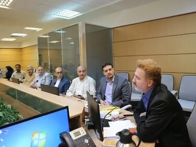 ورود بی قید و شرط تکنولوژی سازگاری با طبیعت را از بین برد/ مردم نگران آیند‌ه آب هستند 