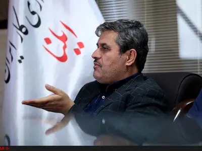 در غیاب افراد شایسته در انتخابات، پول جایگزین می‌شود/ ابطال رای مردم بدعت نادرستی است