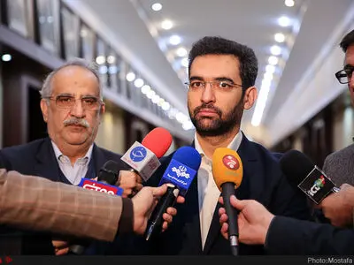 قانونی شدن تامین مالی جمعی، جهشی برای استارت آپ‌ها است/ ۶۰ درصد گوشی‌ها از زمان اجرای رجیستری به صورت رسمی وارد کشور شده‌اند