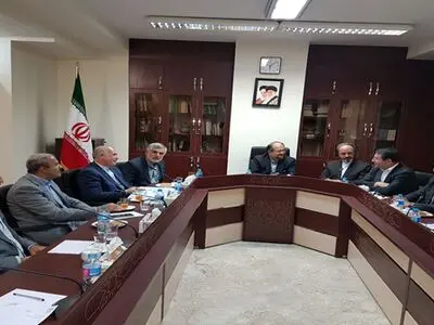 دیدار صمیمانه اعضاء شورای عالی راهبردی حزب تدبیر و توسعه ایران اسلامی با محمد شریعتمداری