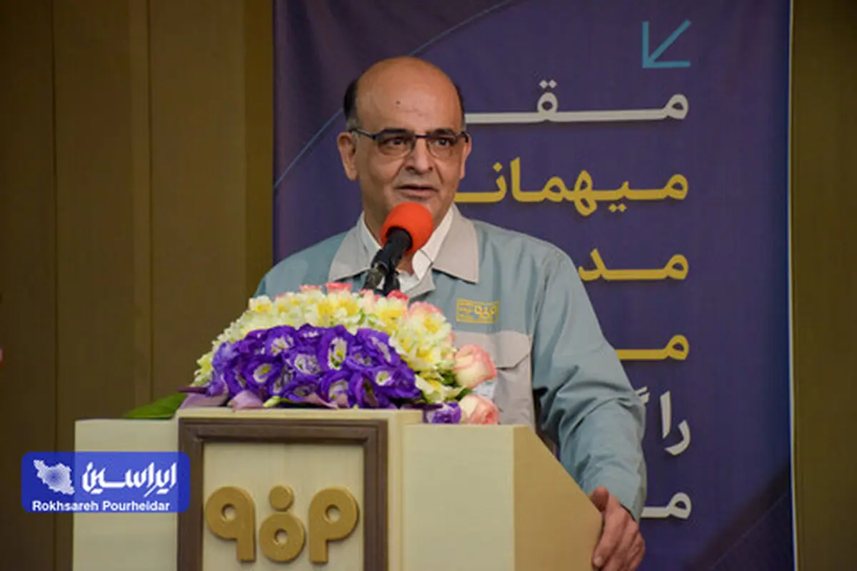تعامل با بخش خصوصی در راس فولاد مبارکه هدف‌گذاری شده است/ با تزریق پروژه‌های پیمانکاری و اجرای طرح تحول دیجیتال حامی بخش خصوصی هستیم
