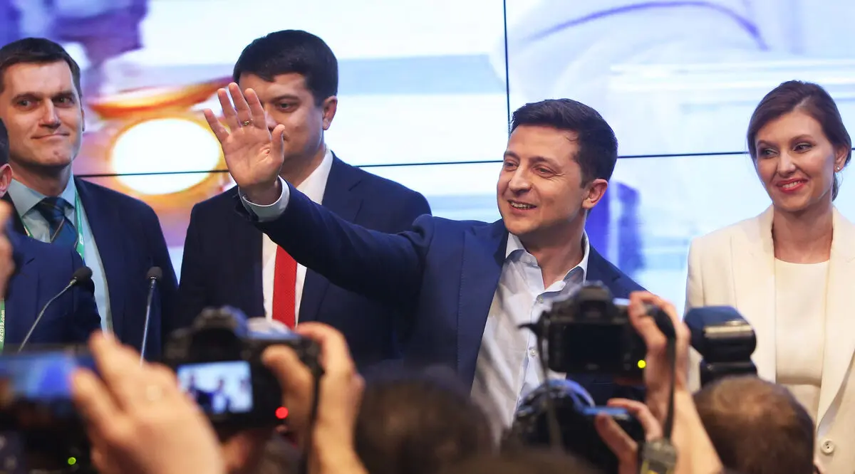 زلنسکی «۲۰ می» سوگند ریاست‌جمهوری می‌خورد