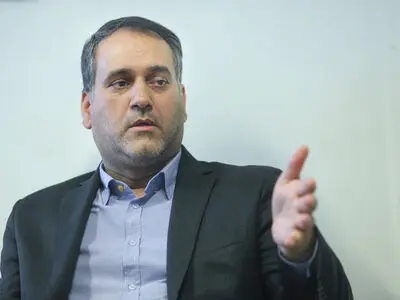بررسی نحوه برخورد با کارگران آذرآب و هپکو در جلسه کمیسیون صنایع / تهیه نامه به رییس‌جمهوری برای رسیدگی فوری به وضعیت کارگران اراک