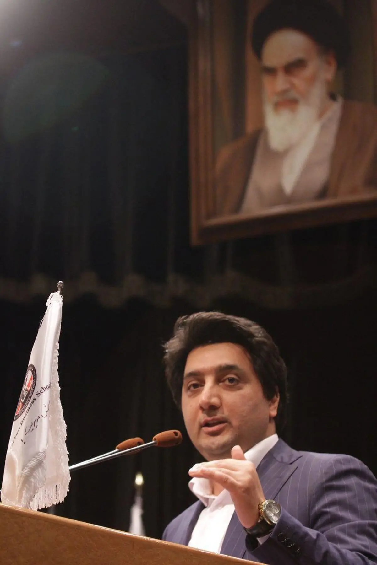 اجرای صحیح اصل ٤٤ منجر به رونق کسب و کار  می شود/جایگزینی "مهارت" به جای "مدرک" با فرصت دادن به بخش خصوصی واقعی