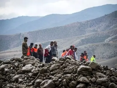 تداوم جست‌وجوها برای یافتن کوهنورد مفقودشده در ارتفاعات کوه «تشگر»