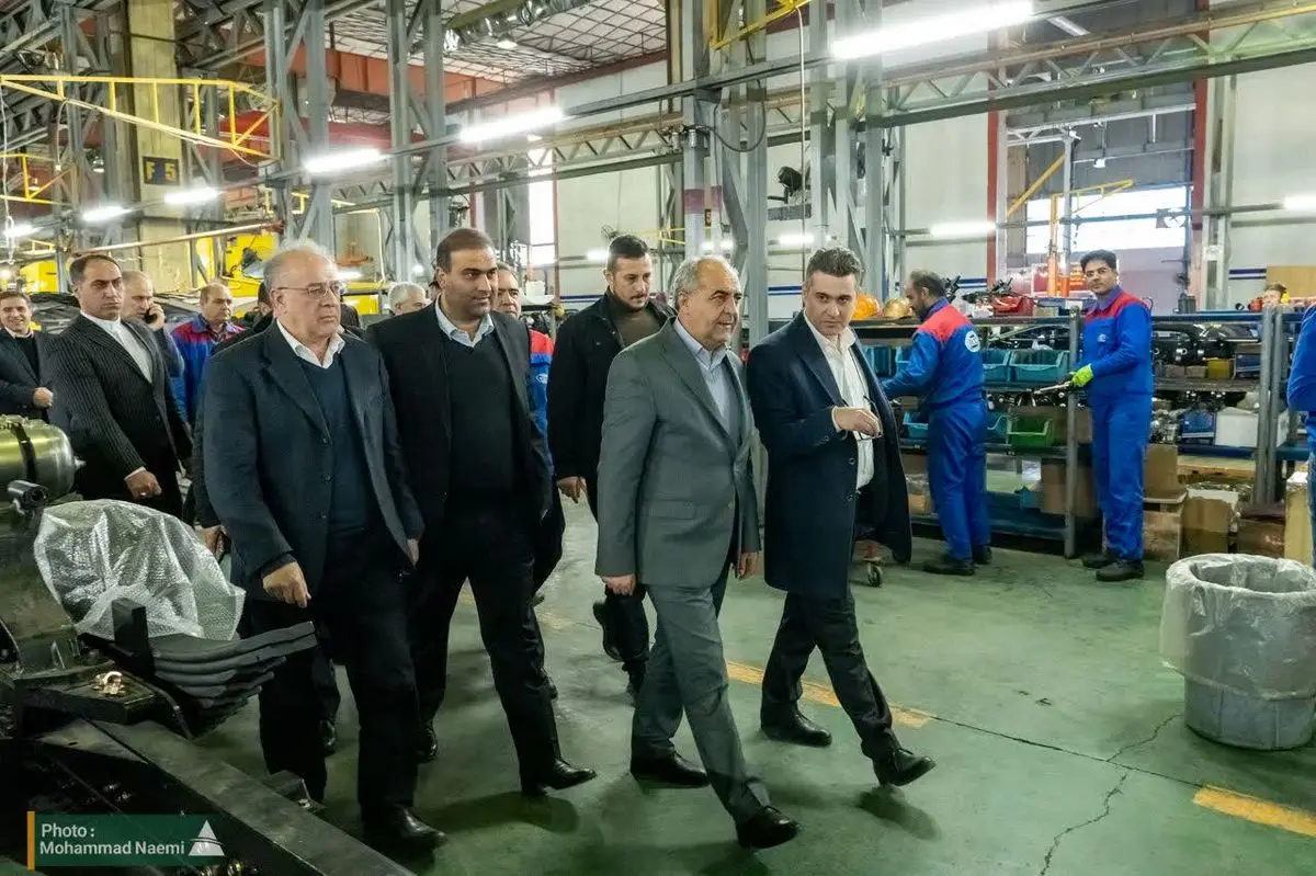 بازدید استاندار آذربایجان‌شرقی و مدیرعامل منطقه آزاد ارس از چهار واحد تولیدی ارس پیش از برگزاری کارگروه تسهیل