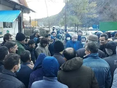 کارگران پروژه سد شفارود تجمع کردند/ وعده فرماندار برای پرداخت حقوق