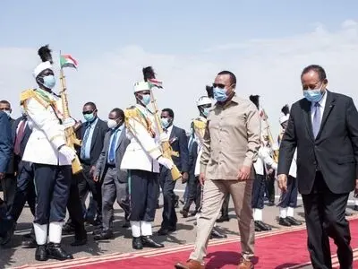 نخست‌وزیر اتیوپی وارد خارطوم شد

