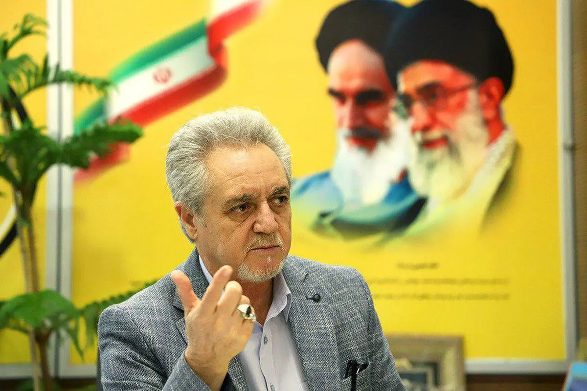 تابش: دمای بالا باعث شده چمن نقش جهان آسیب ببیند/ کادرفنی بازیکن بخواهد برایش جذب می‌کنیم