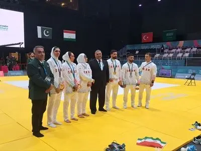 یک طلا، دو نقره و یک برنز در کوراش به ایران رسید