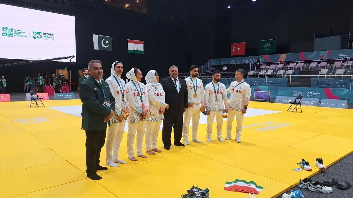 یک طلا، دو نقره و یک برنز در کوراش به ایران رسید