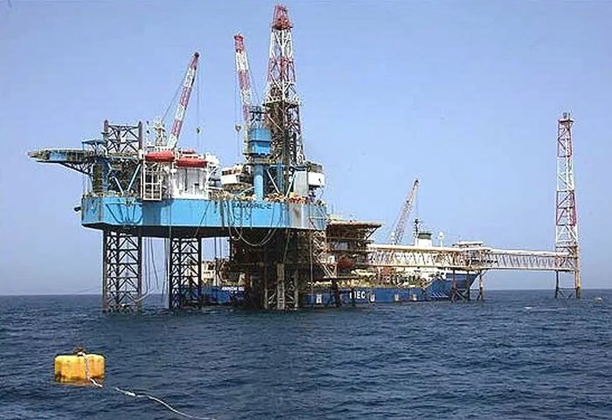 مشعل نخستین چاه انحرافی میدان گازی کیش روشن شد