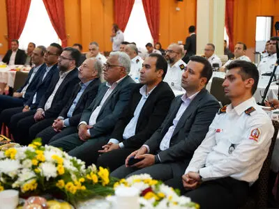 شیراز به سمت آتش‌نشانی هوشمند حرکت می‌کند/ضرورت نوسازی آتش‌نشانی‌ها در کشور