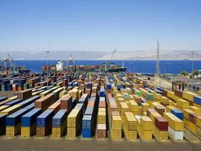 Loading, unloading of goods in Imam Khomeini port surges14%