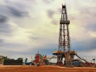 إیران یعلن استعدادها لاستئناف انتاجها النفطي الى مستوى ما قبل الحظر