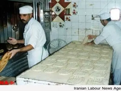 اعتراض به افزایش نیافتن مزد کارگران خباز برای سومین سال متوالی