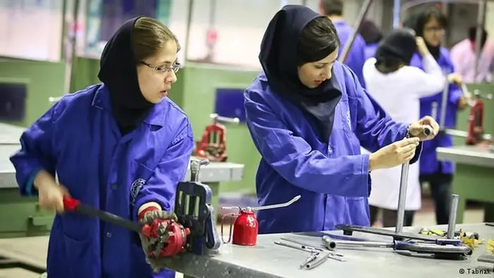 ایلنا طرح بخشودگی ۱۰۰ درصدی جرایم بیمه‌ای کارفرمایان را بررسی می‌کند؛