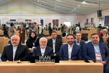 آینه‌کاری ایرانی هنر پیوندزدن ماده و معناست/ به‌رسمیت‌شناختن یک نظام دانایی و یک جهان‌بینی نوری است که سده‌هاست افق فرهنگی و معنوی ایران را روشن کرده است