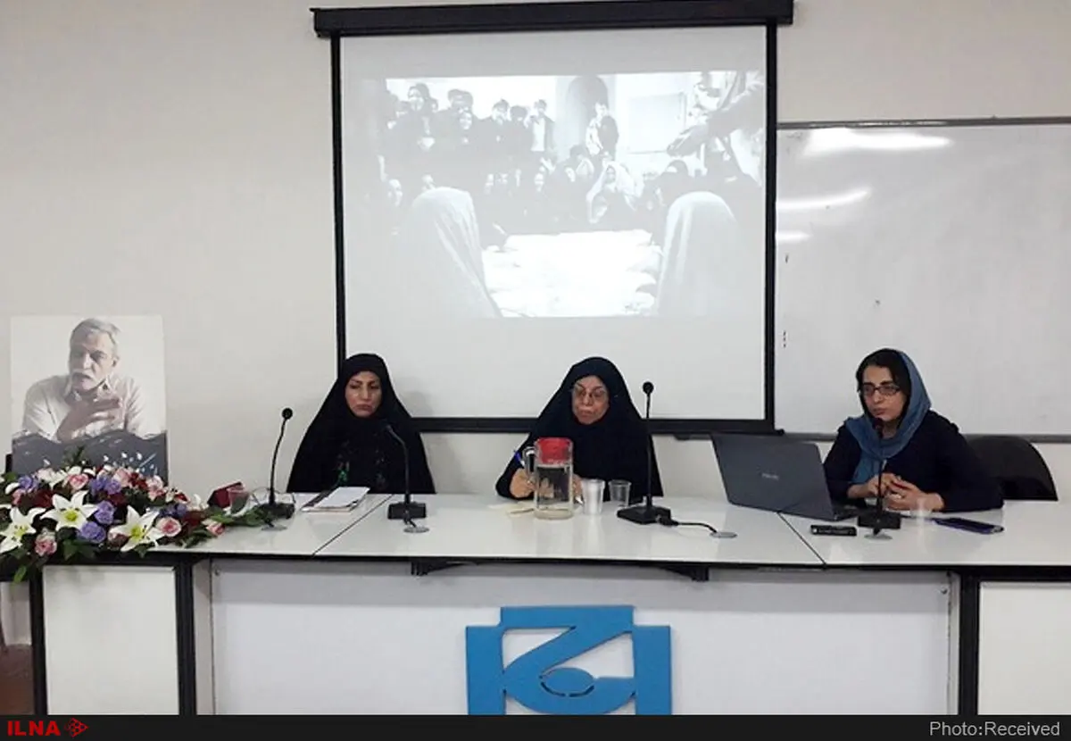 شاید از نگاه برخی گفتن خصوصی‌ترین مسائل یک اسیر زن تحقیرآمیز باشد/عکس‌هایم را از نمایشگاه جمع کردند و گفتند تصاویرت تلخ بود