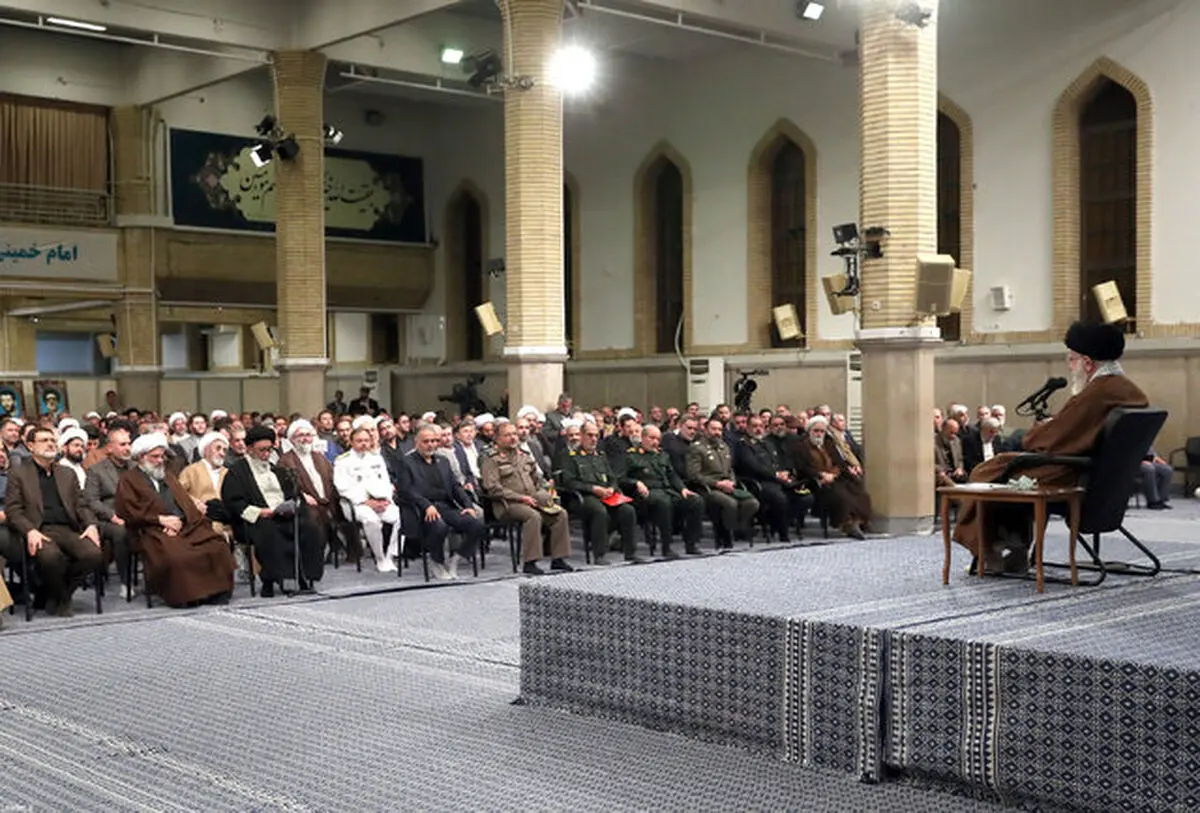 شهدا، هویت ملت ایران هستند؛ ملت نباید هویت خود را فراموش کند
