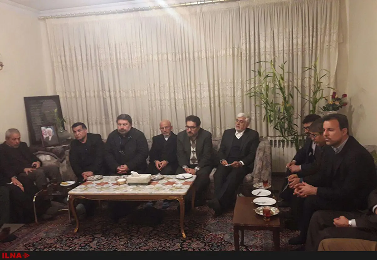 اعضای شورای عالی سیاست‌گذاری اصلاح‌طلبان در بیت آیت‌الله هاشمی حاضر شدند