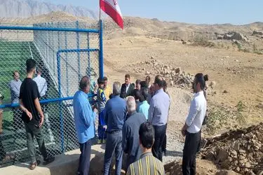 زمین چمن مصنوعی روستای مهتابی دره‌شهر افتتاح شد