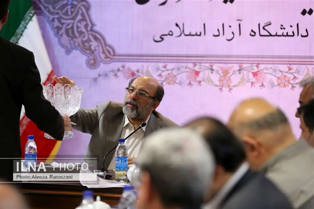 رتبه علمی ۱۳ عضو هیات علمی دانشگاه آزاد ارتقا یافت