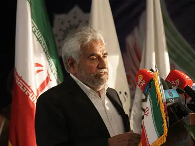 تقدیر از برترین‌های اصناف هرمزگان در همایش روز ملی اصناف +فیلم