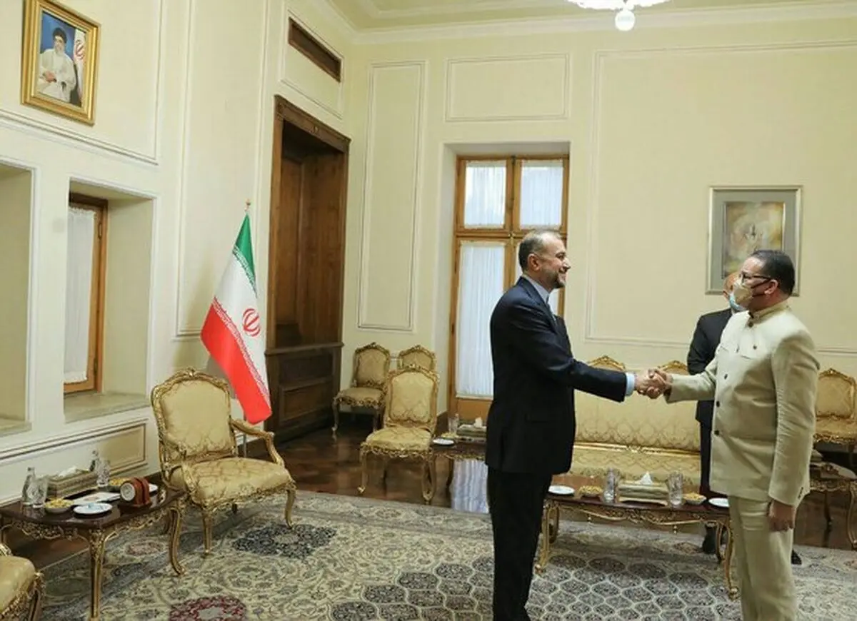 سفیر ونزوئلا با وزیر امور خارجه خداحافظی کرد