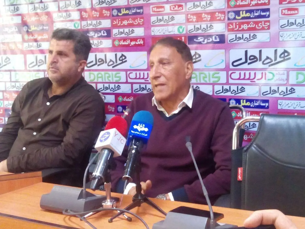 بوستانی: می‌توانستیم با 3-4 گل برنده شویم/ نیم فصل دوم دروازه‌ها کوچکتر می‌شود 