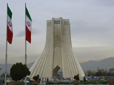 ایران اکنون به دنبال ساخت سلاح هسته‌ای نیست