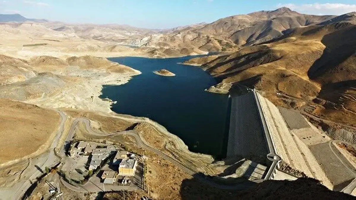 کاهش ۳۵ درصدی حجم مخازن سدهای لرستان