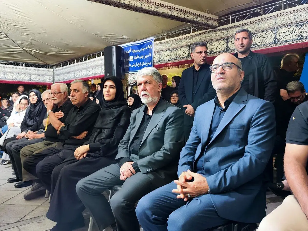 حضور وزیر فرهنگ و ارشاد اسلامی در خیمه هنر