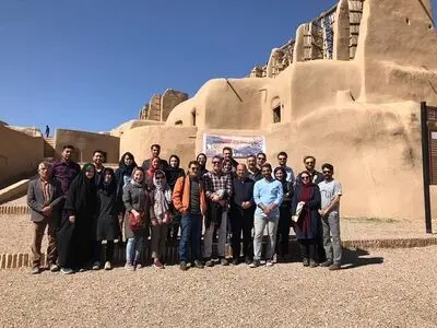 معماران داخلی و خارجی درحال مستندنگاری آسبادهای نشتیفان/ مهمترین سازه‌های بادی ایران در راه جهانی شدن